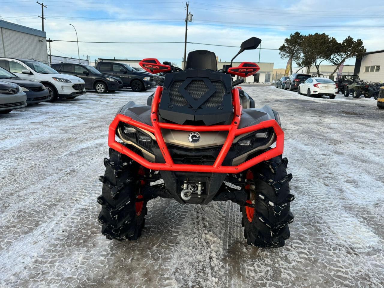 2022 Can-Am Outlander 1000 XMR $111 B/W - Photo #3