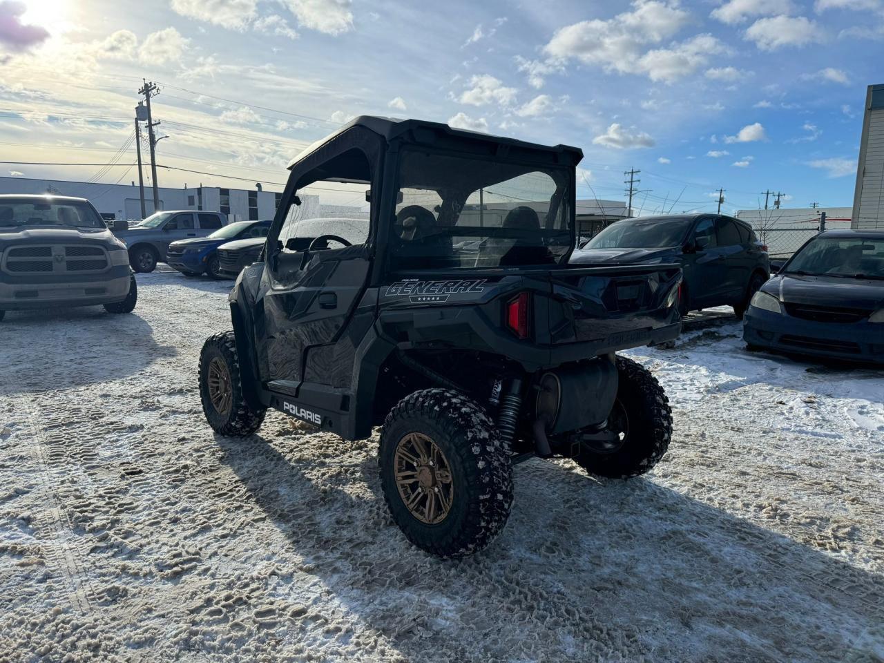 2019 Polaris GENERAL 1000 EPS $132 B/W - Photo #4