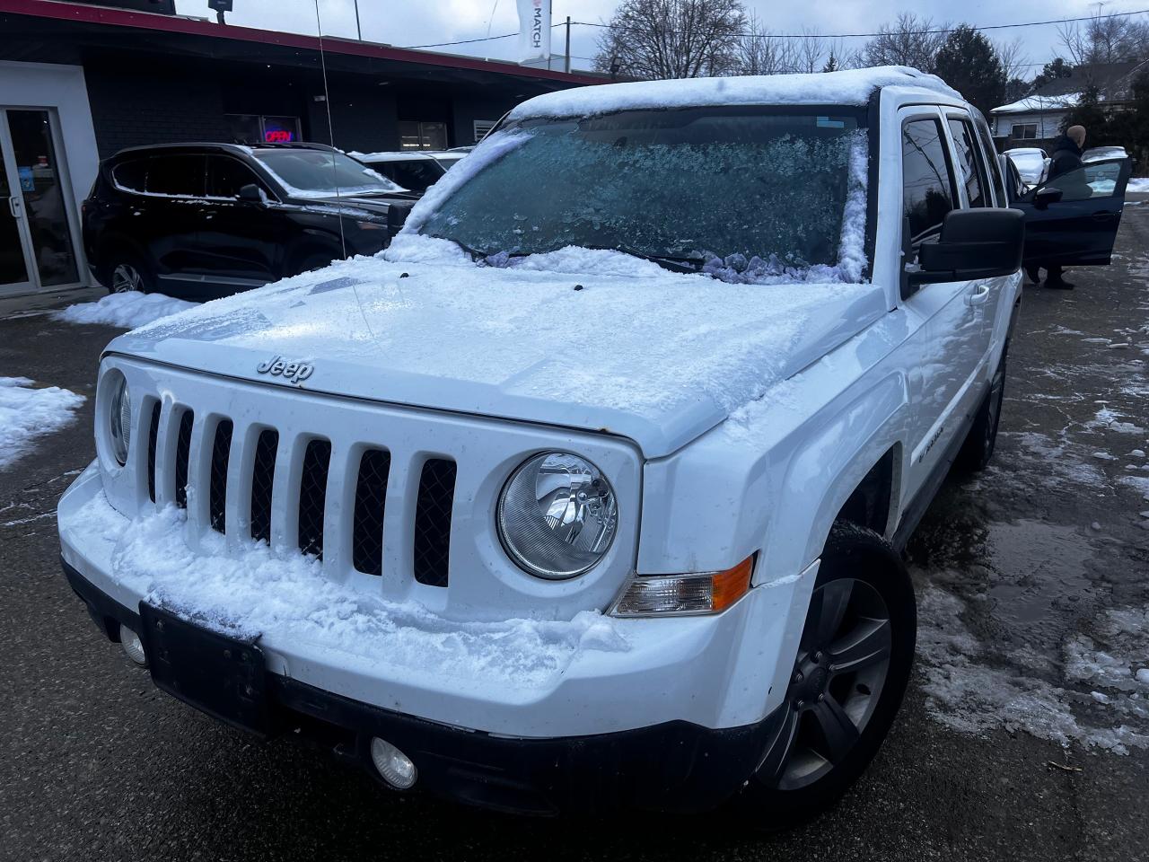 Used 2015 Jeep Patriot HIGH ALTITUDE / 4WD / ROOF / YOU SAFETY YOU SAVE for sale in Cambridge, ON