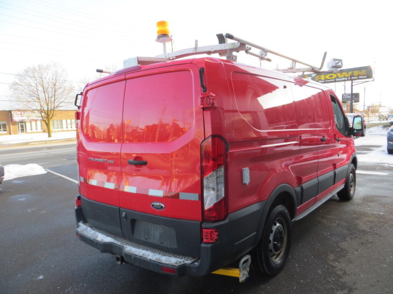 2017 Ford Transit Cargo Van CERTIFIED,T-250,3.7L,SHELVING,LADDER RACK,INVERTER - Photo #7