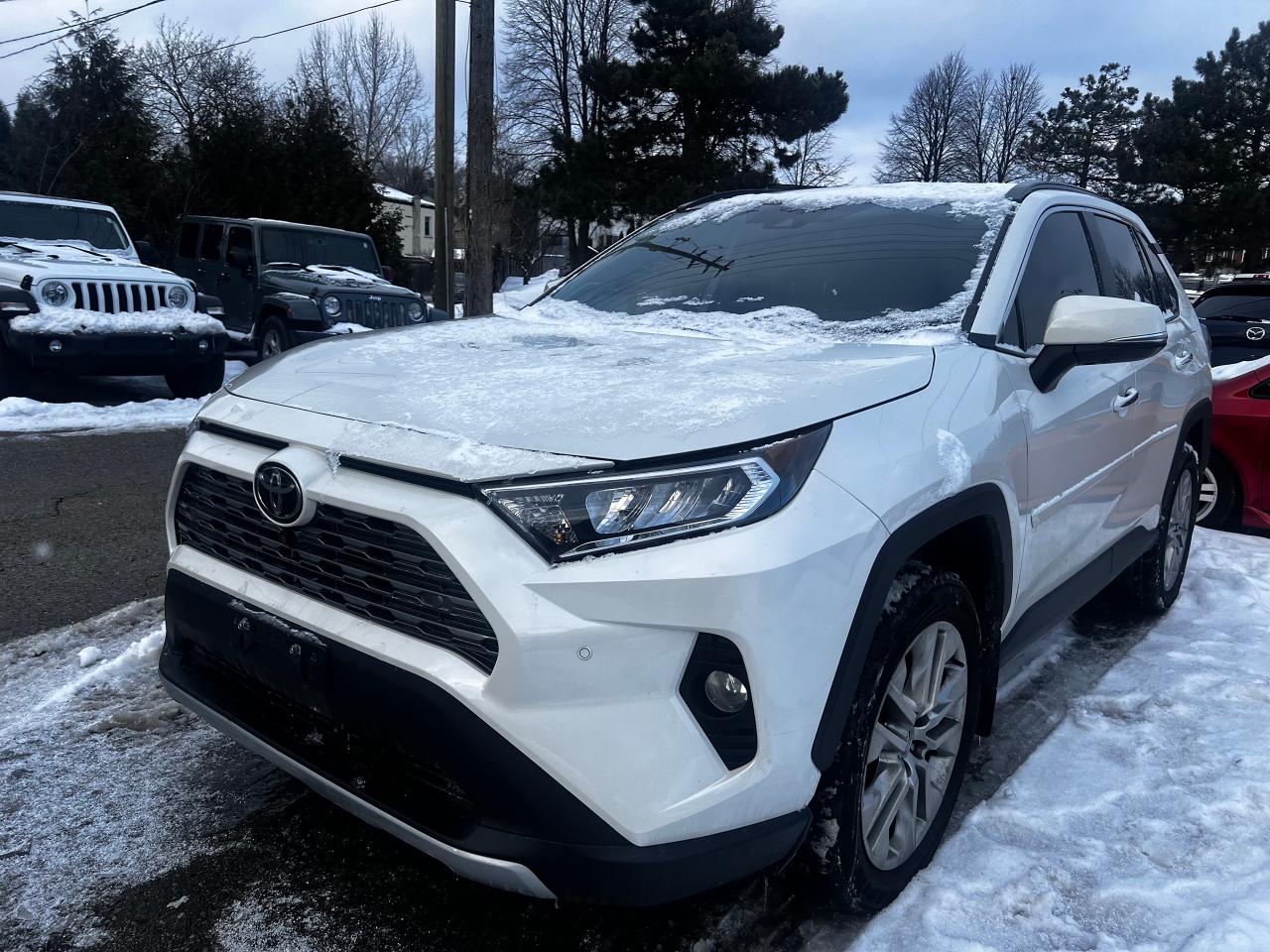 Used 2019 Toyota RAV4 LIMITED / AWD / NAV / ROOF / LEATHER / ALLOYS for sale in Cambridge, ON