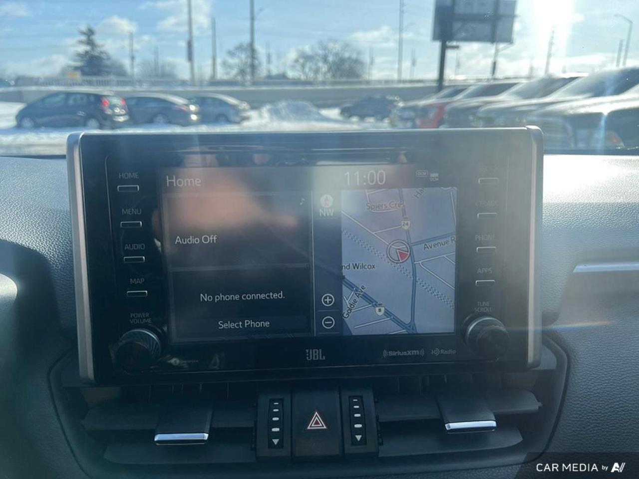 2019 Toyota RAV4 LIMITED / AWD / NAV / ROOF / LEATHER / ALLOYS - Photo #16