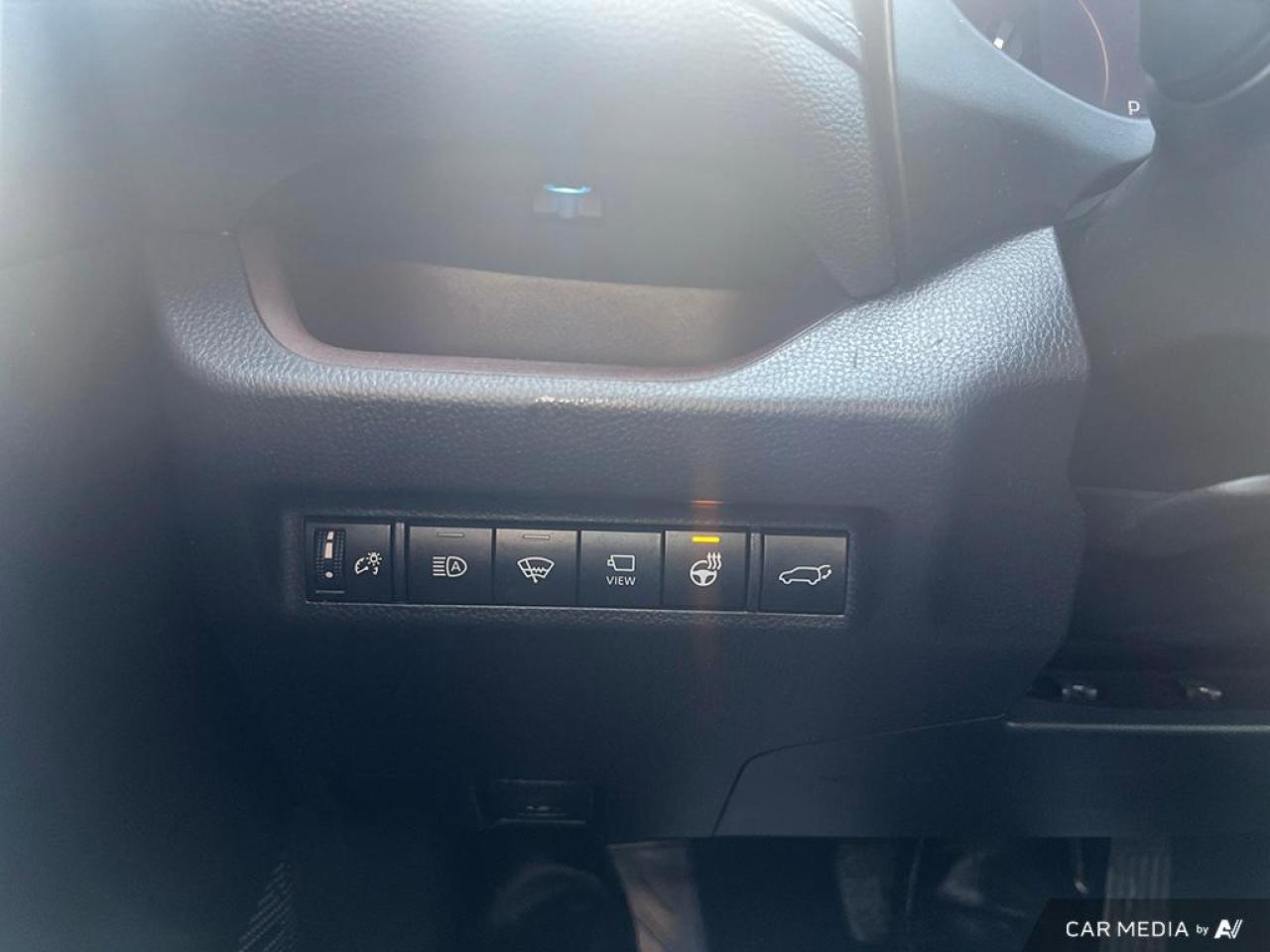 2019 Toyota RAV4 LIMITED / AWD / NAV / ROOF / LEATHER / ALLOYS - Photo #15