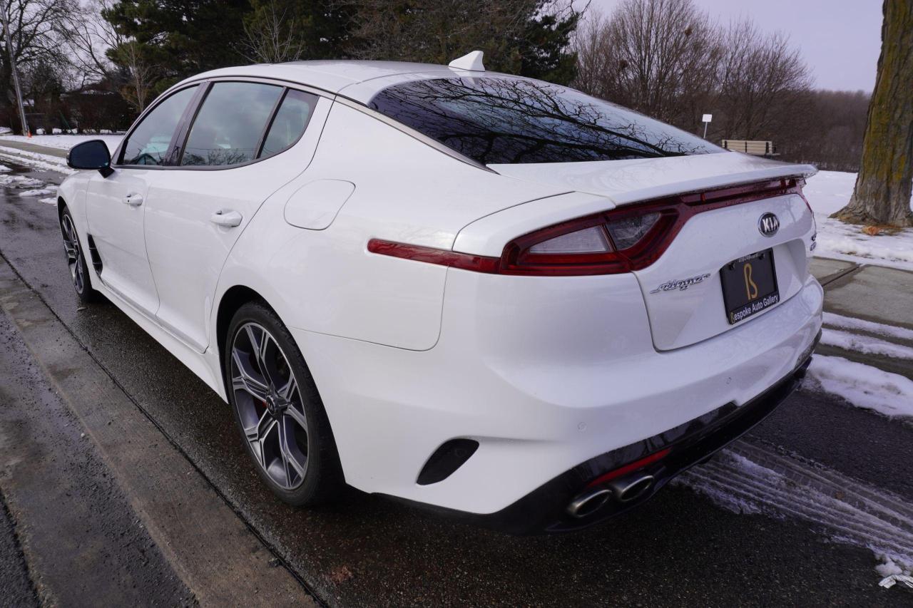 2018 Kia Stinger 1 OWNER / STUNNING SHAPE / AWD / LIMITED Photo2