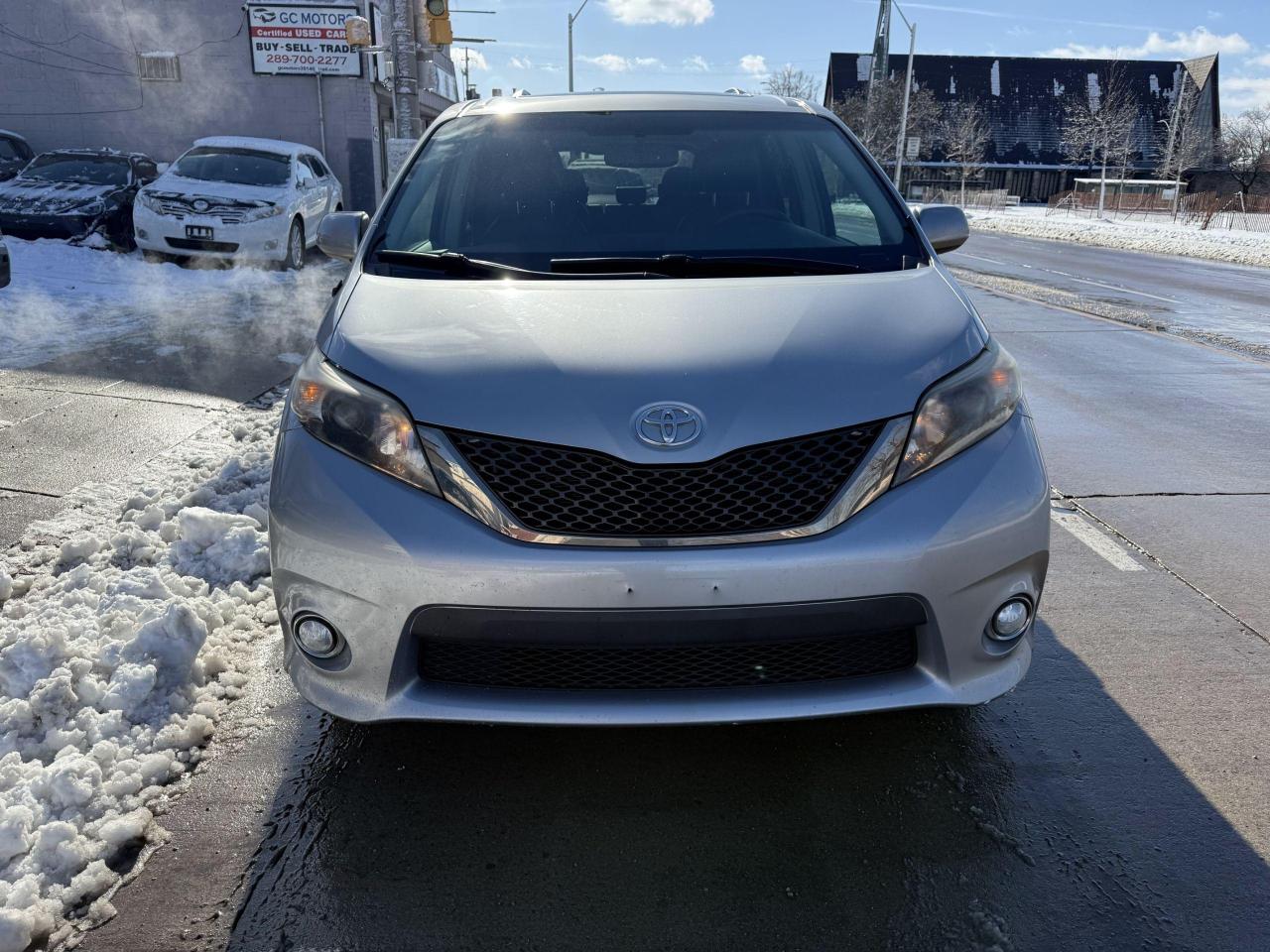 Used 2013 Toyota Sienna 5DR V6 SE 8-PASS FWD for sale in Hamilton, ON