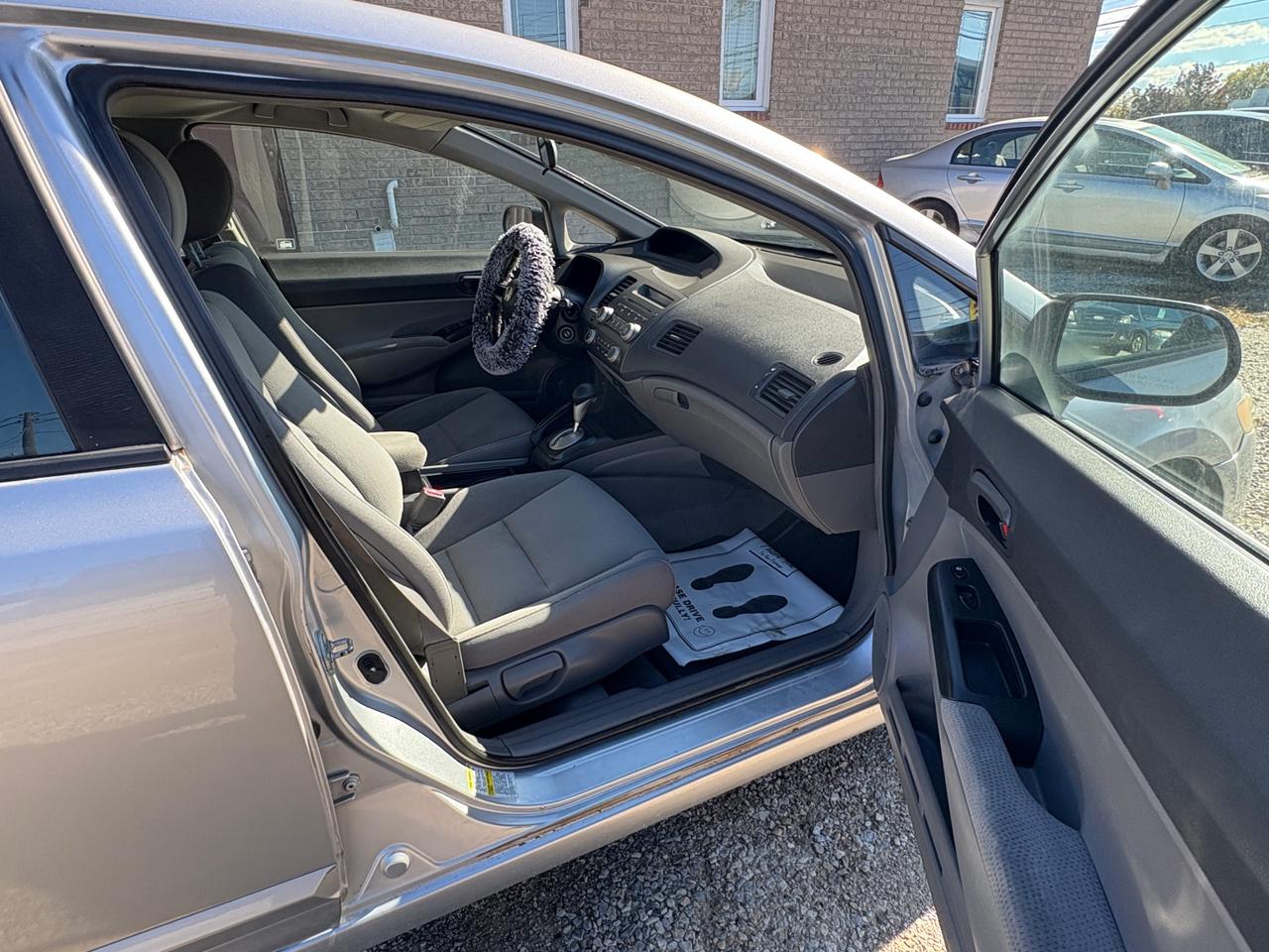 2009 Honda Civic 4dr Auto DX-G | LOW KM | CERTIFIED | WARRANTY INCLUDED | FINANCING Photo