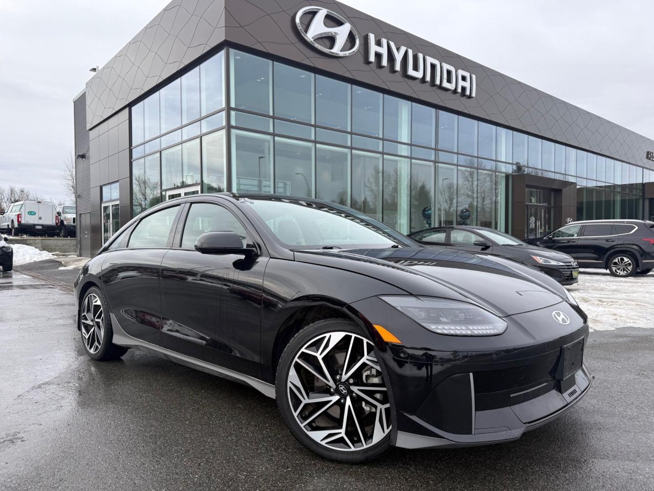 Used 2023 Hyundai IONIQ 6 Preferred Long Range w/Ultimate Package PST EXEMPT & RATES FROM 3.99% for sale in Abbotsford, BC