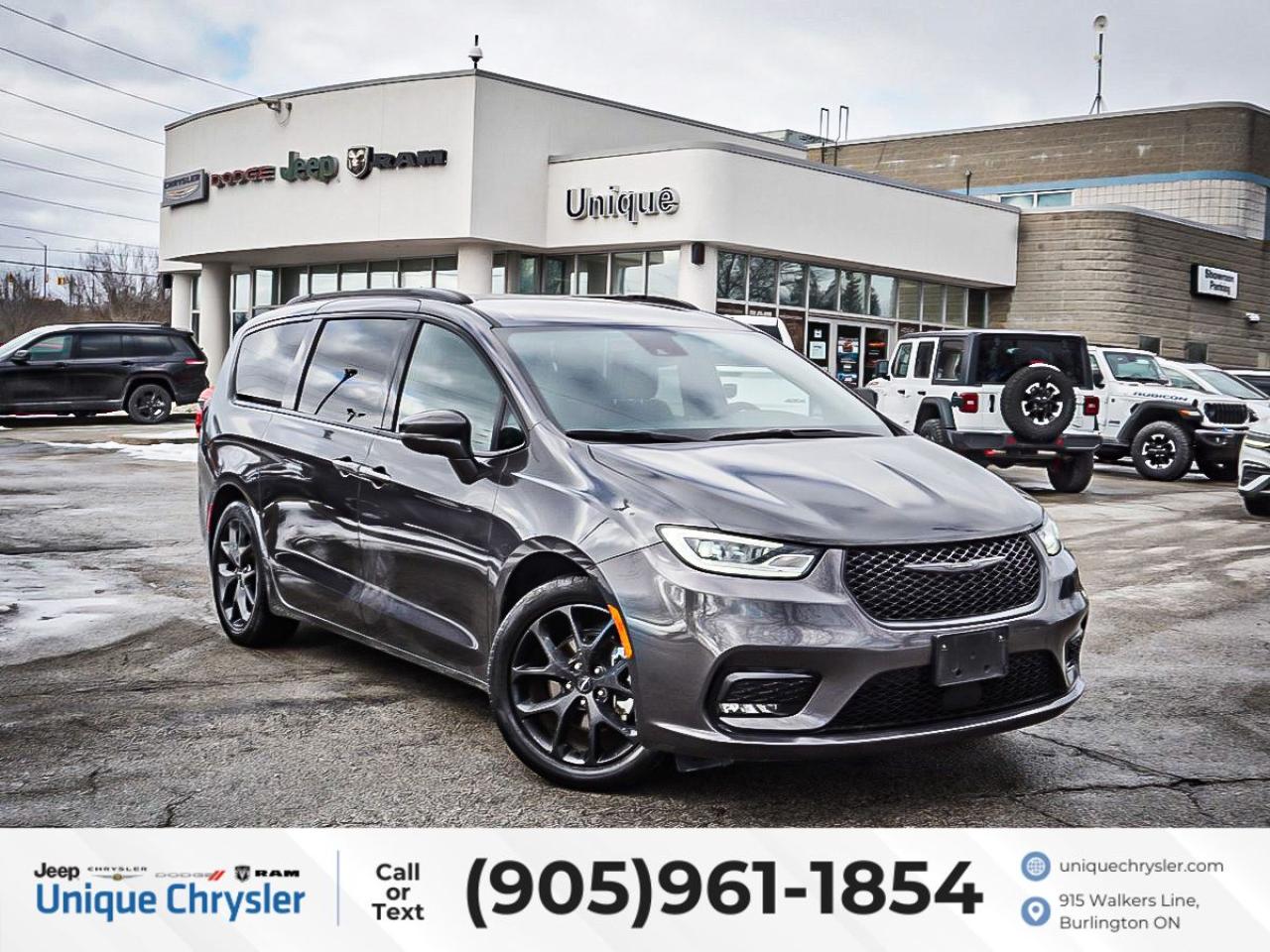 Used 2022 Chrysler Pacifica Touring L FWD for sale in Burlington, ON