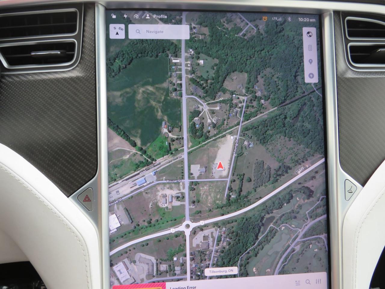 2016 Tesla Model X 90D (**AWD**FALCON WING REAR DOORS**ALLOY RIMS**FOG LIGHTS**LEATHER**NAVIGATION**POWER SEATS**POWER DOORS**17 INCH TOUCHSCREEN DISPLAY**HEATED SEATS**HEATED STEERING WHEEL**REVERSE CAMERA**BLUETOOTH**CRUISE CONTROL**) Photo