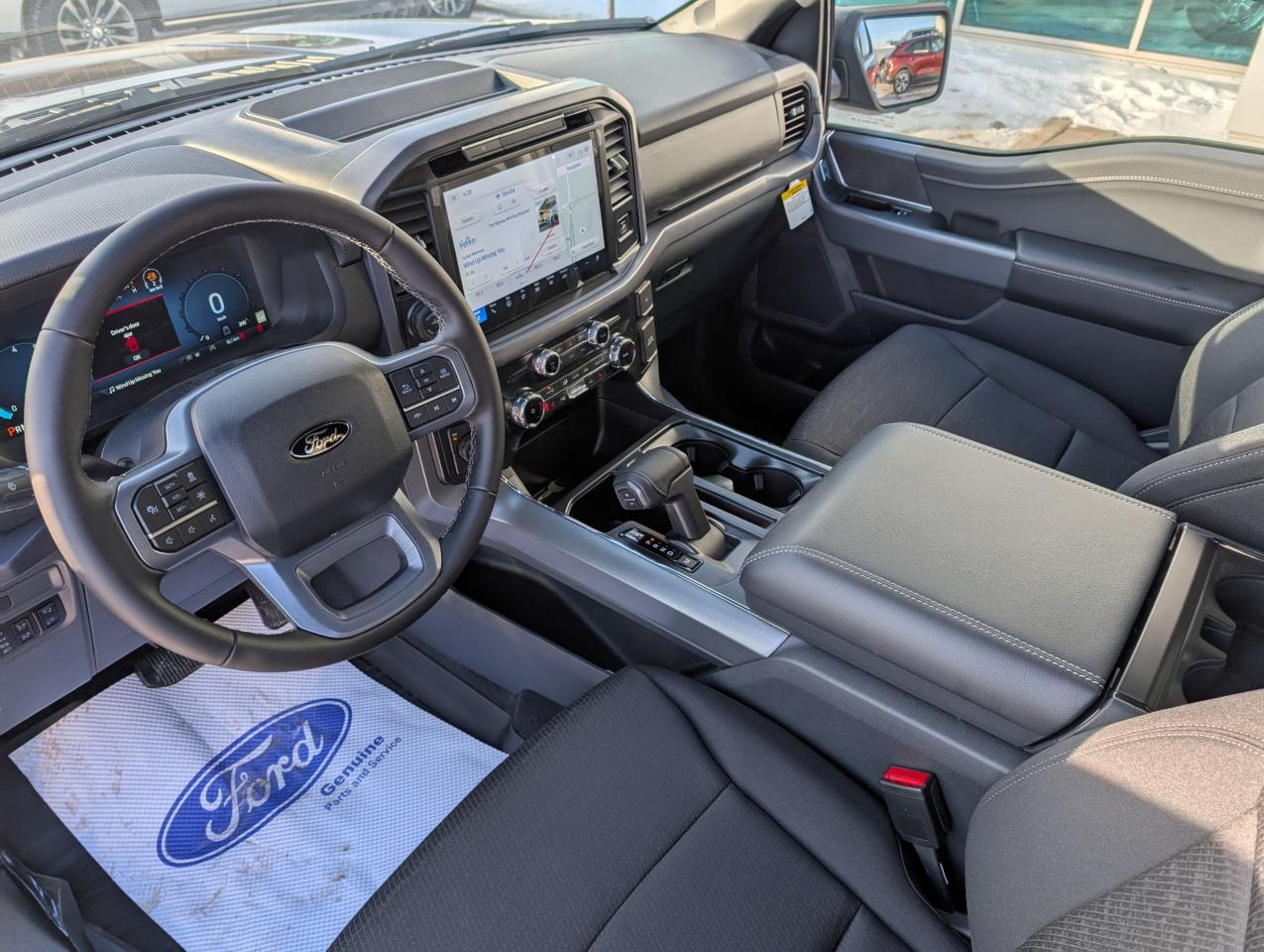 2025 Ford F-150 XLT Photo5