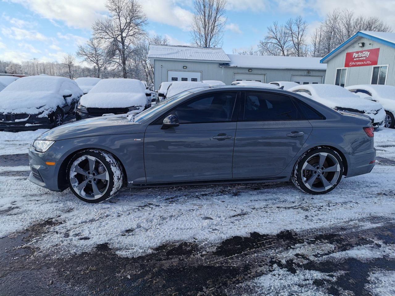 2018 Audi A4 2.0T QUATTRO PREMIUM - Photo #2