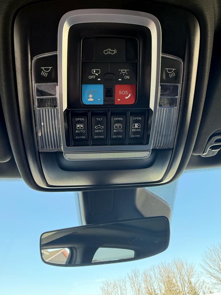 2025 RAM 1500 Rebel 4x4 Crew Cab 5'7" Box Photo18