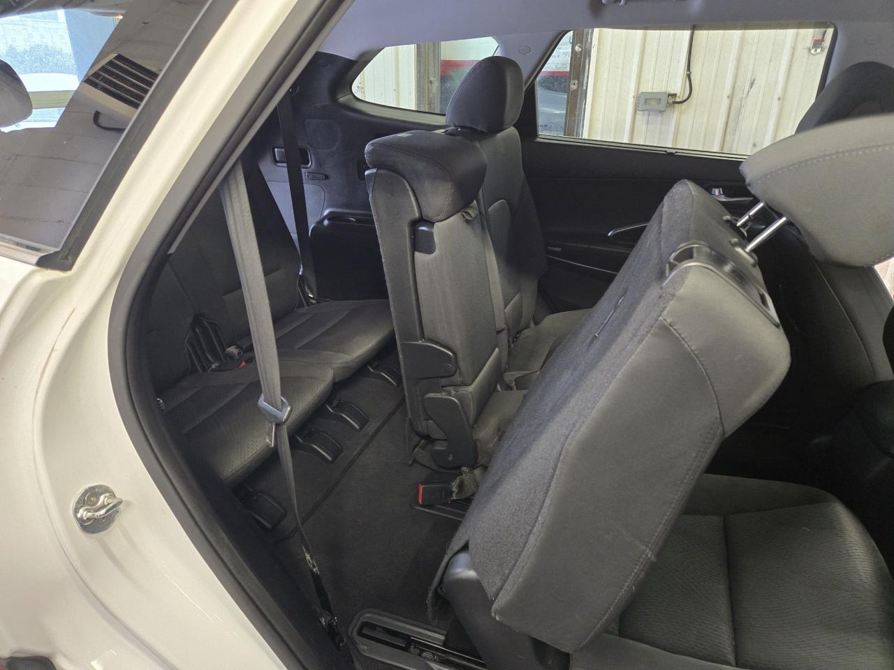 2016 Hyundai Santa Fe XL Premium - Photo #13
