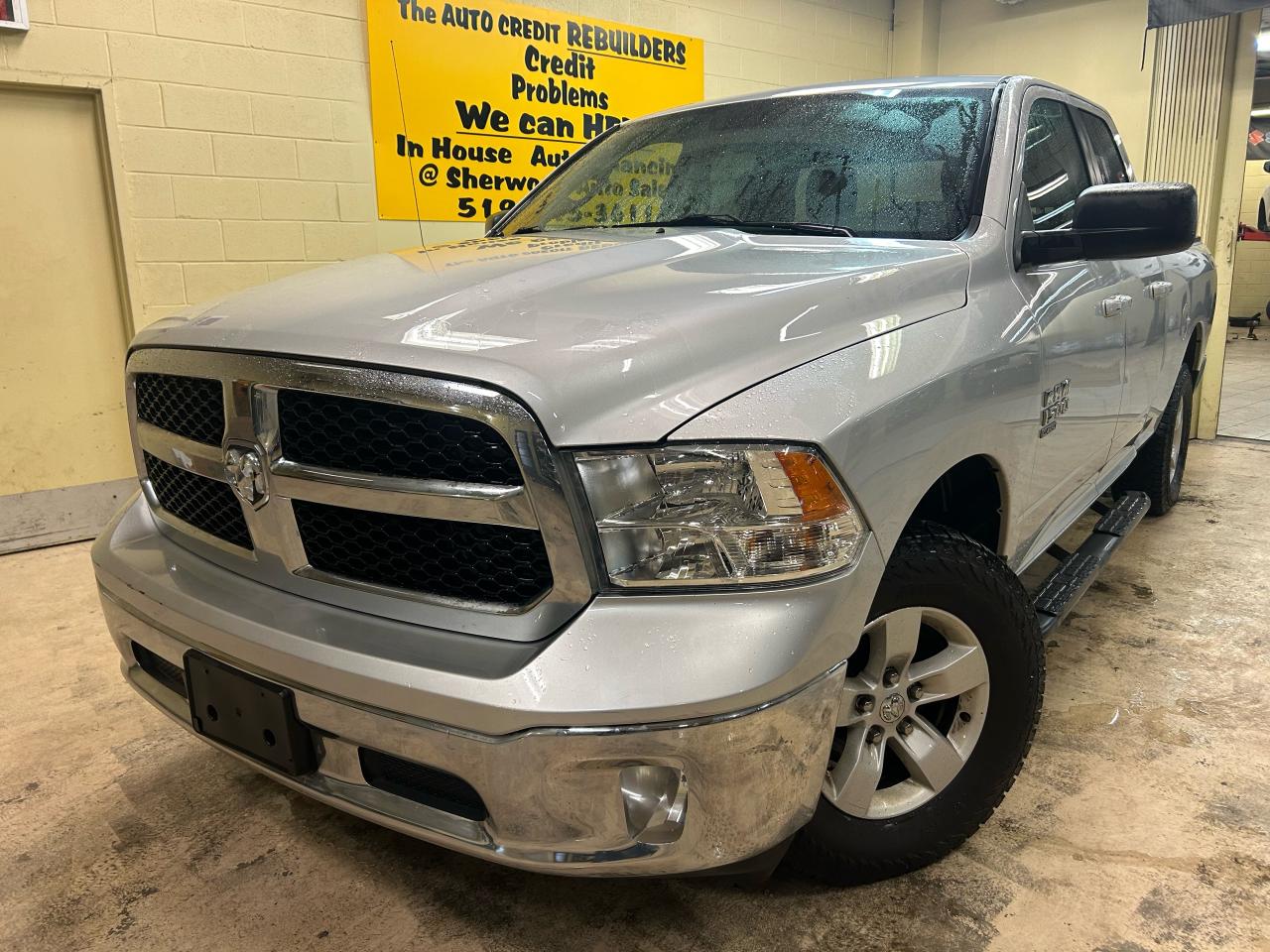 Used 2019 RAM 1500 Classic SLT for sale in Windsor, ON