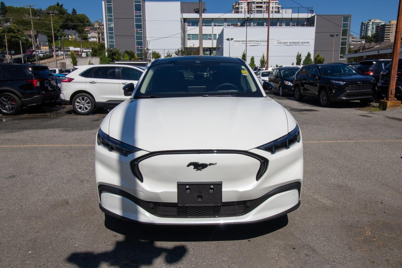 2025 Ford Mustang Mach-E Premium AWD Extended Range Photo5