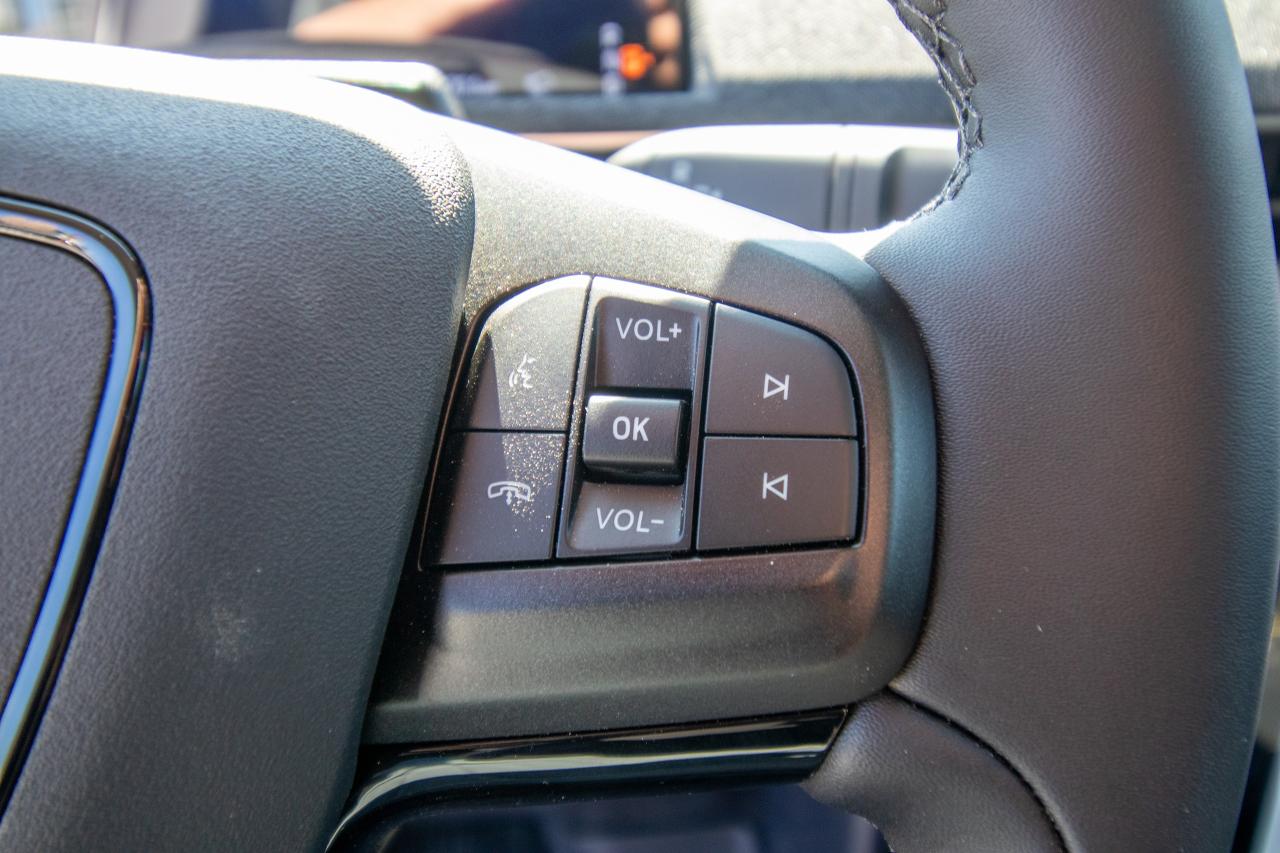 2025 Ford Mustang Mach-E Premium AWD Extended Range Photo5