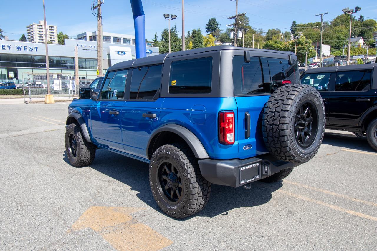 2025 Ford Bronco Base 4 Door 4x4 Photo5