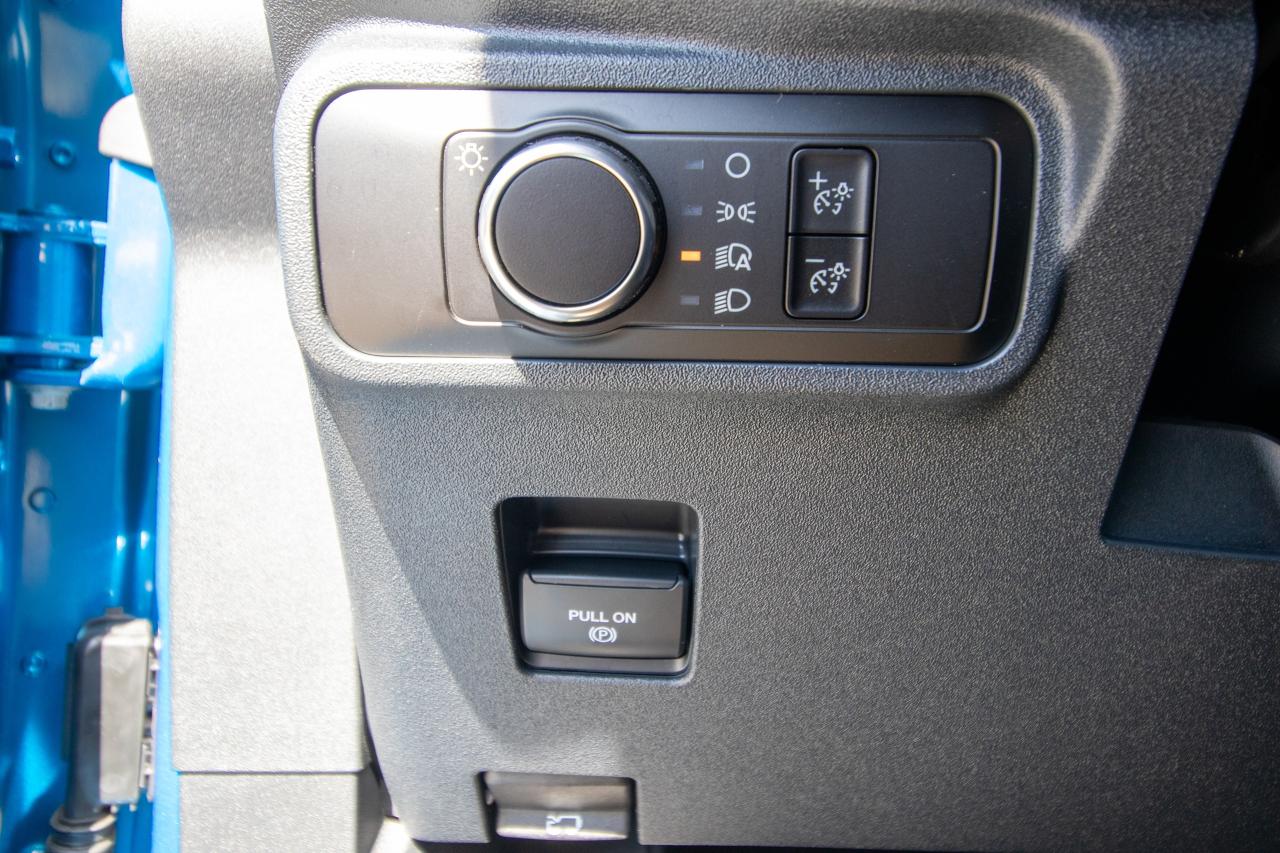 2025 Ford Bronco Base 4 Door 4x4 Photo5