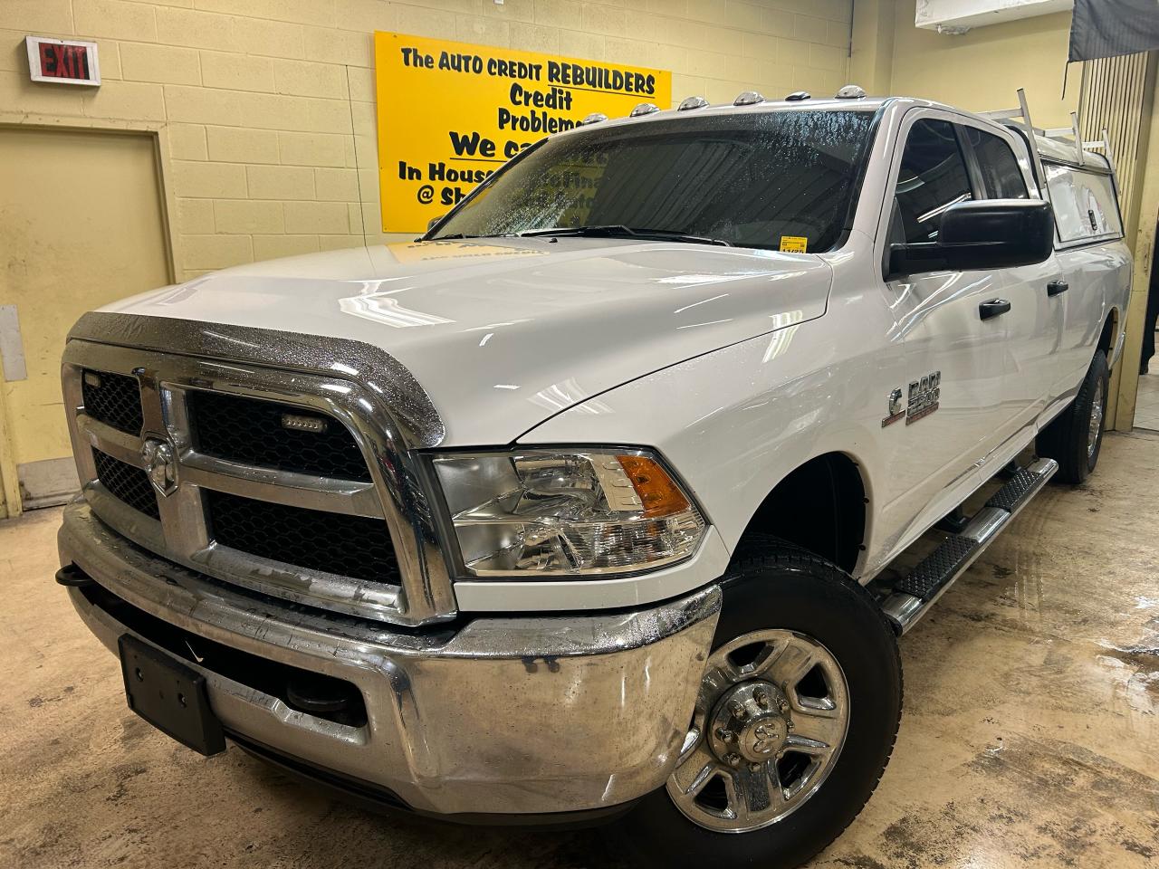 Used 2018 RAM 2500 SLT for sale in Windsor, ON