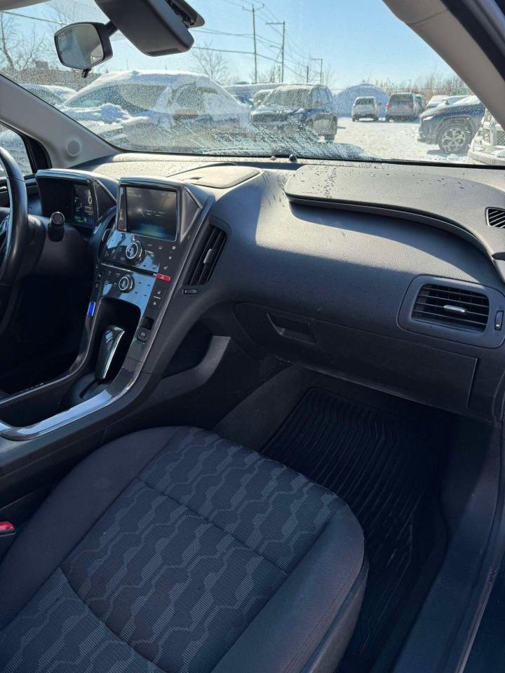 2015 Chevrolet Volt  - Photo #7