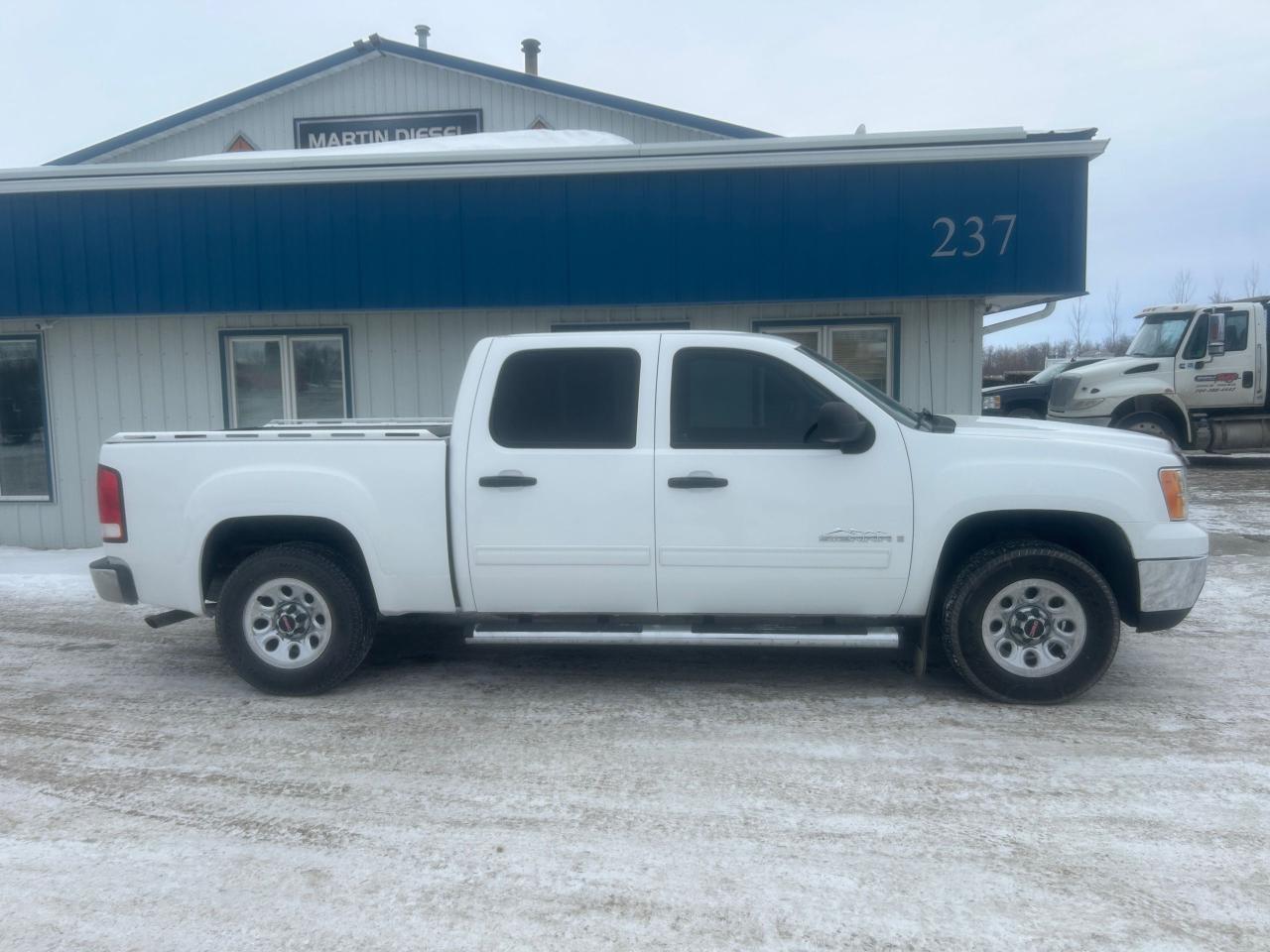 Used 2009 GMC Sierra 1500 SLE for sale in Steinbach, MB