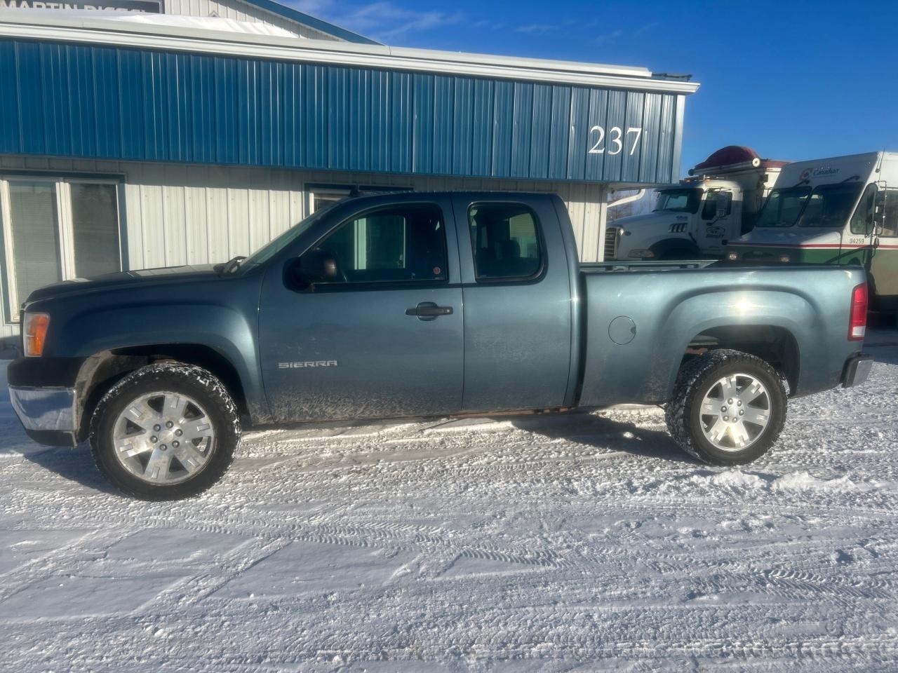 Used 2012 GMC Sierra 1500 WT for sale in Steinbach, MB