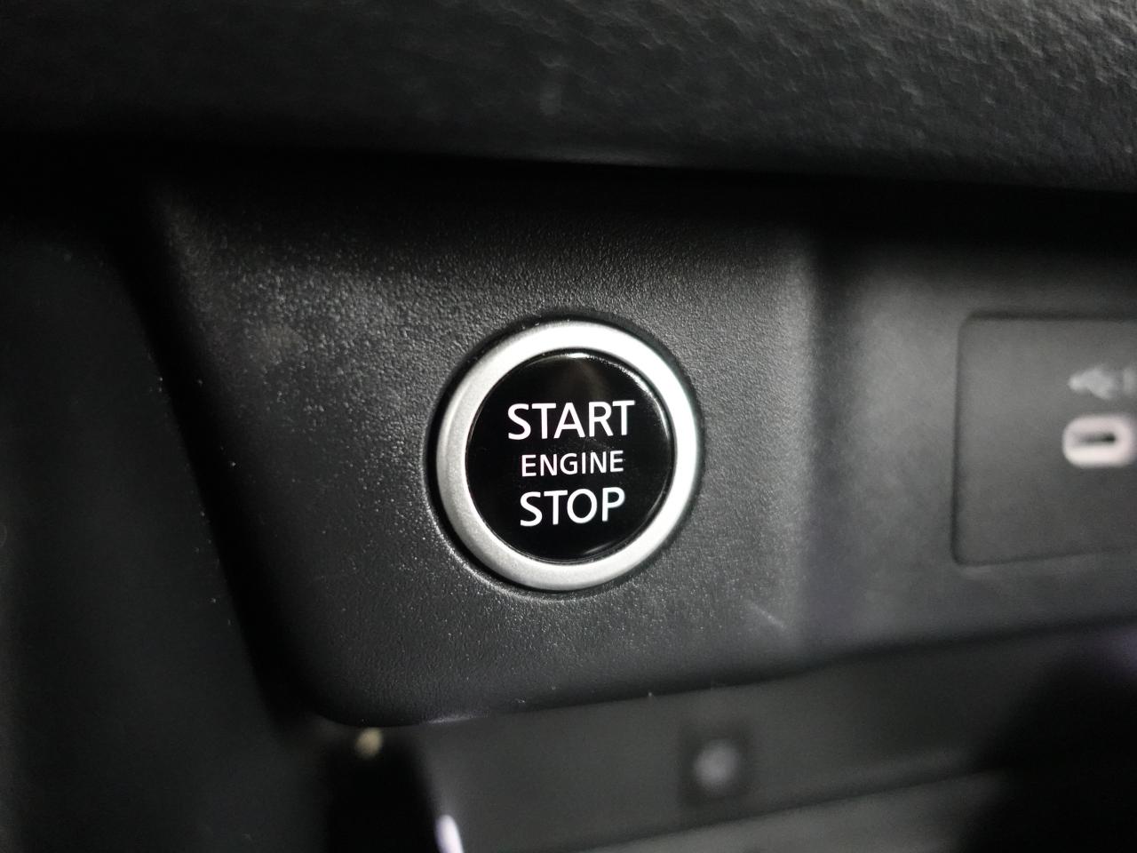2023 Nissan Rogue PLATINUM | AWD | Panoroof | Nav | BSM | CarPlay
