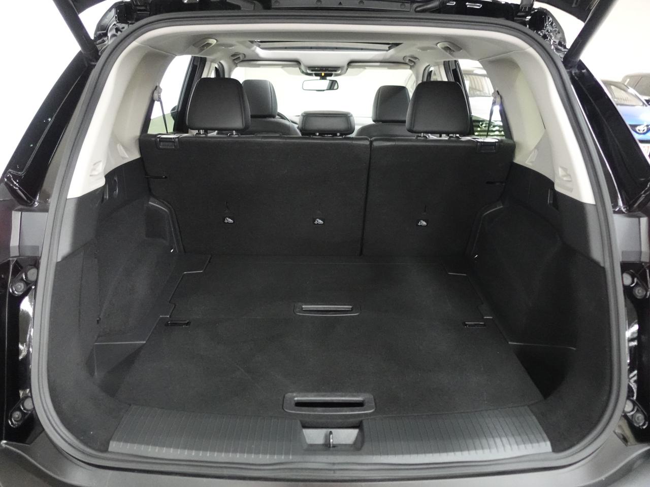 2023 Nissan Rogue PLATINUM | AWD | Panoroof | Nav | BSM | CarPlay