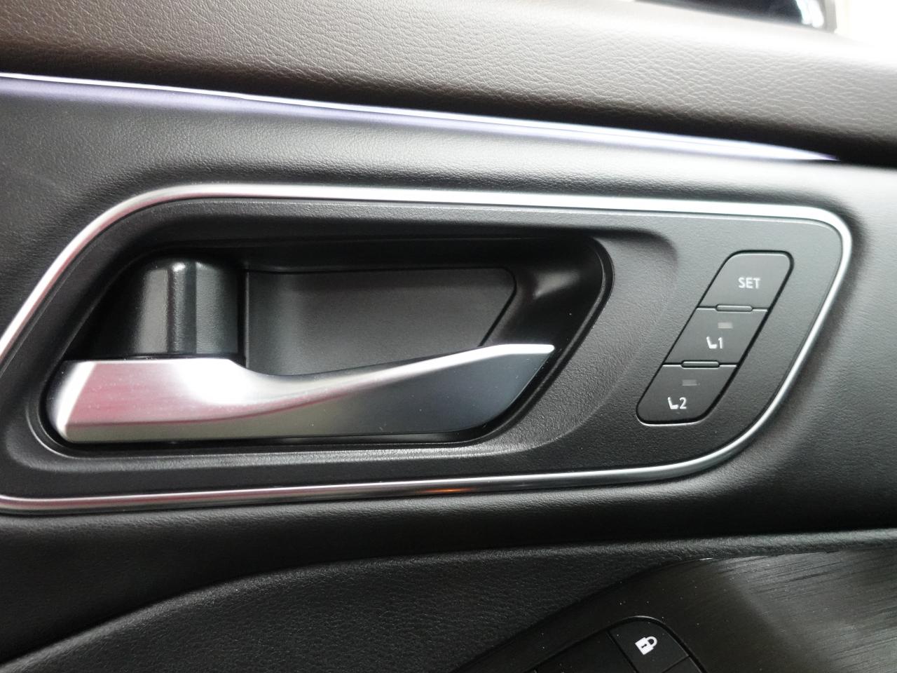 2023 Nissan Rogue PLATINUM | AWD | Panoroof | Nav | BSM | CarPlay