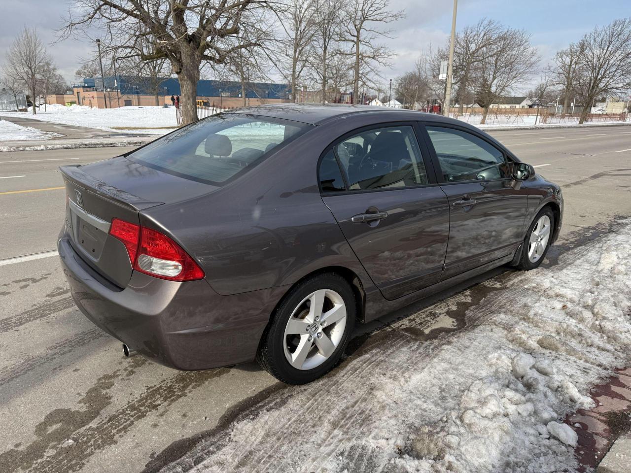 2010 Honda Civic 4dr Man Sport - Photo #10