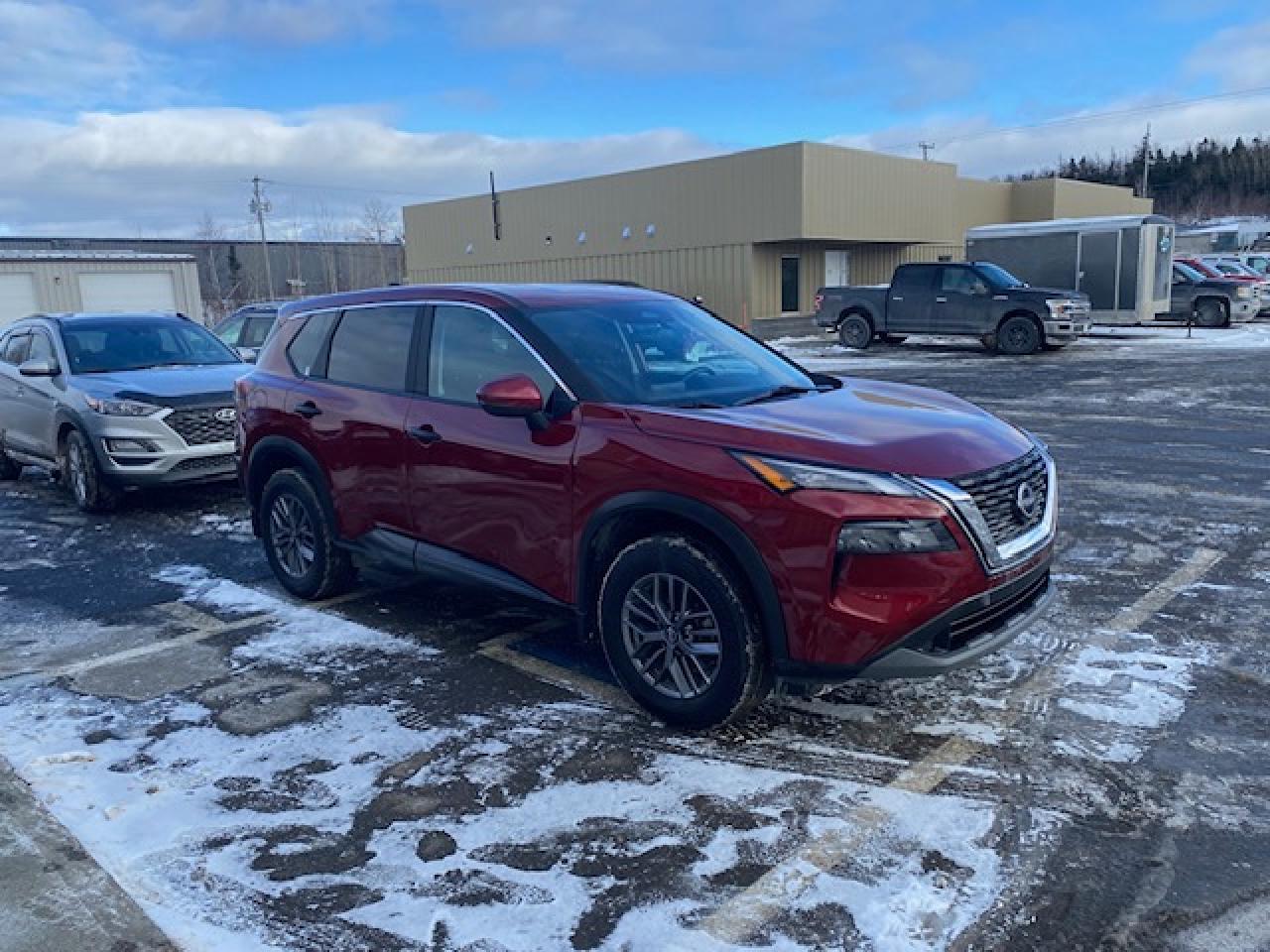 2023 Nissan Rogue AWD S - Photo #4