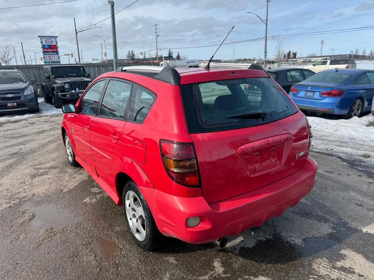 2006 Pontiac Vibe HATCH, AUTO, ONLY 189KMS, OILED, CERTIFIED - Photo #3