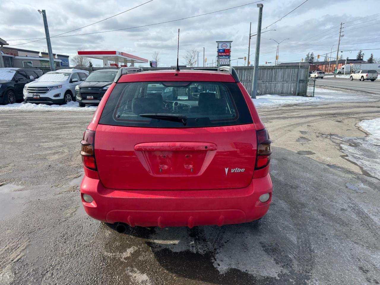 2006 Pontiac Vibe HATCH, AUTO, ONLY 189KMS, OILED, CERTIFIED - Photo #4