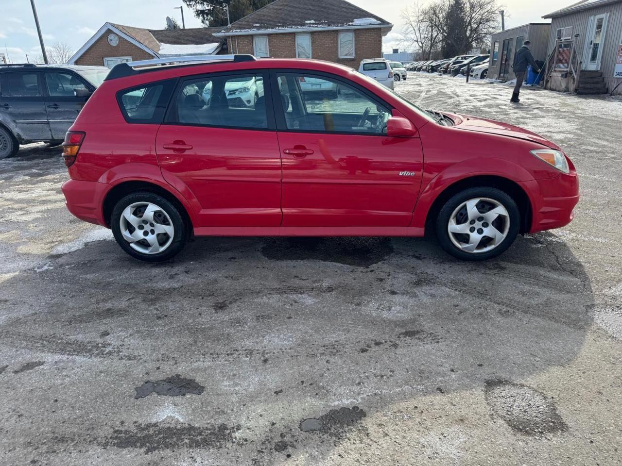 2006 Pontiac Vibe HATCH, AUTO, ONLY 189KMS, OILED, CERTIFIED - Photo #6