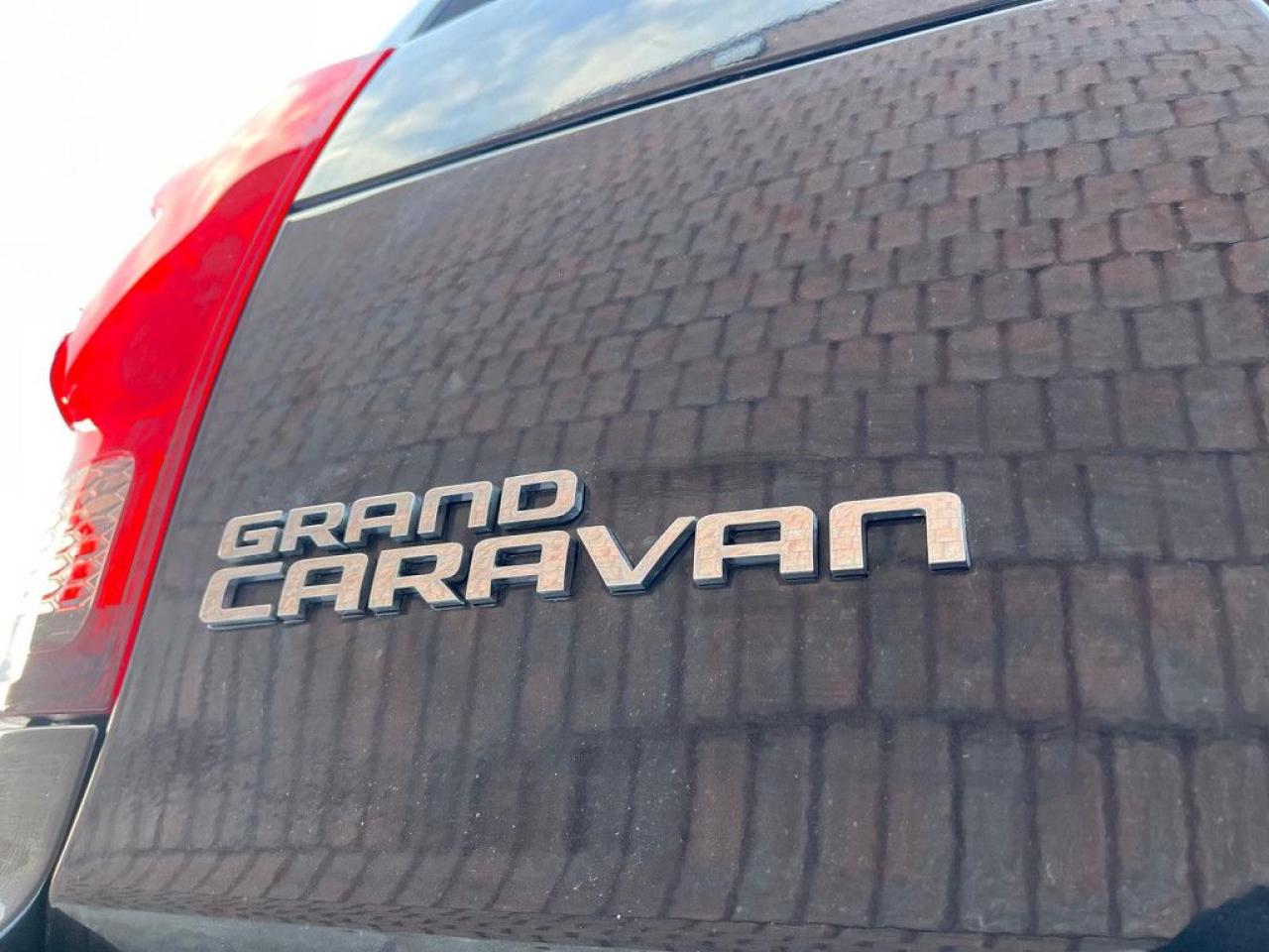 2013 Dodge Grand Caravan SXT | CLEAN CARFAX | ONE-OWNER | STOW N GO | REAR ENTERTAINMENT | ECO MODE | - Photo #21