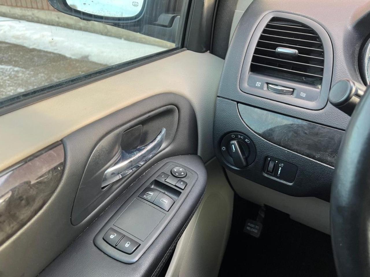 2013 Dodge Grand Caravan SXT | CLEAN CARFAX | ONE-OWNER | STOW N GO | REAR ENTERTAINMENT | ECO MODE | - Photo #22