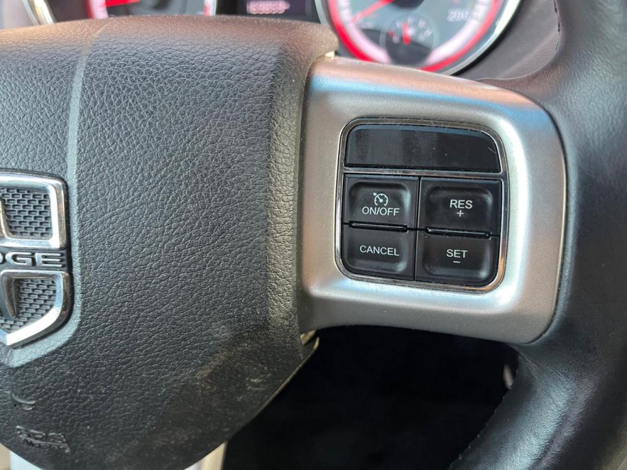 2013 Dodge Grand Caravan SXT | CLEAN CARFAX | ONE-OWNER | STOW N GO | REAR ENTERTAINMENT | ECO MODE | - Photo #24