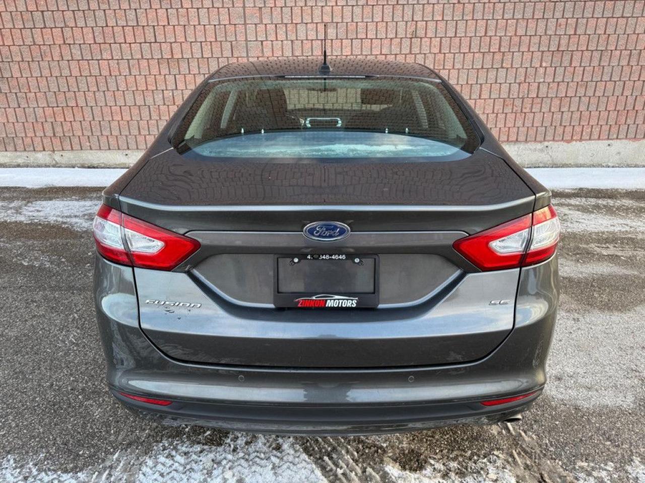 2016 Ford Fusion SE | CLEAN CARFAX | ONE-OWNER | LOW KMS | BIG SCREEN | ALLOY WHEELS | BACK-UP CAM | HEATED SEATS | - Photo #5