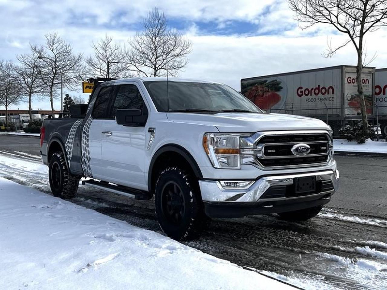 Used 2021 Ford F-150 XL SuperCab 6.5-ft. Bed 4WD for sale in Burnaby, BC