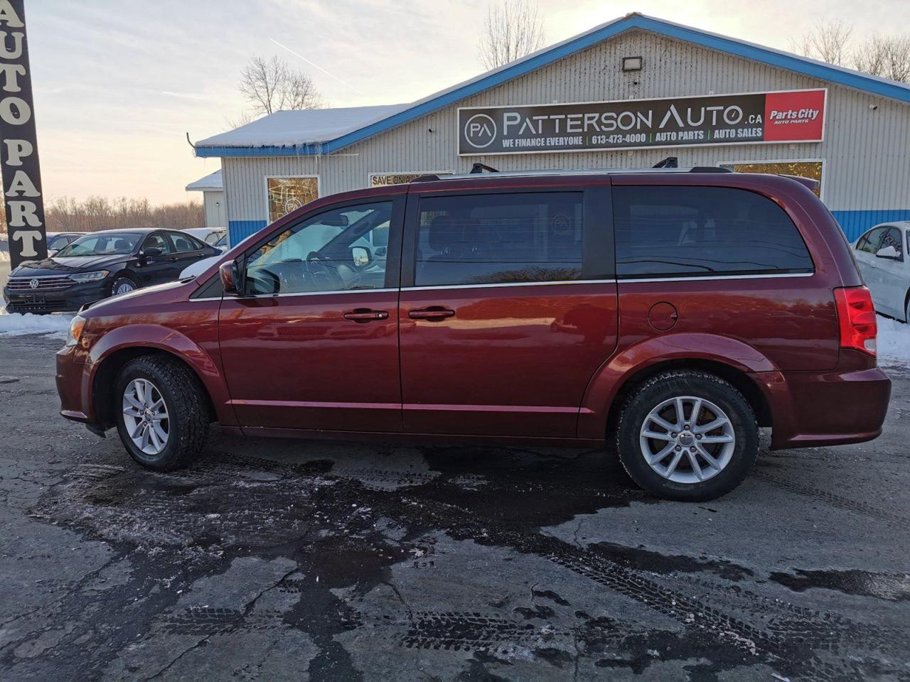 2019 Dodge Grand Caravan SE Plus - Photo #2