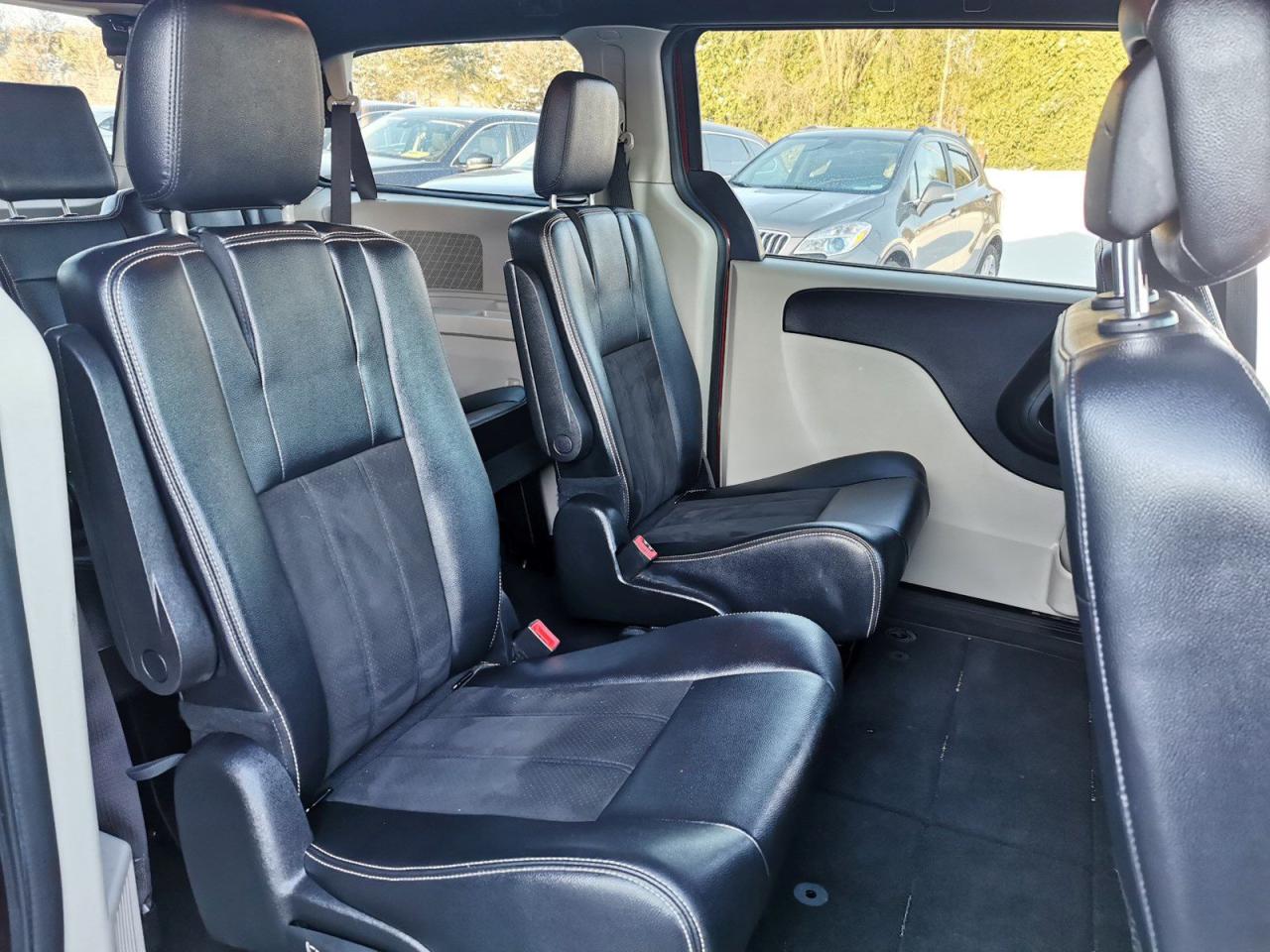 2019 Dodge Grand Caravan SE Plus - Photo #19