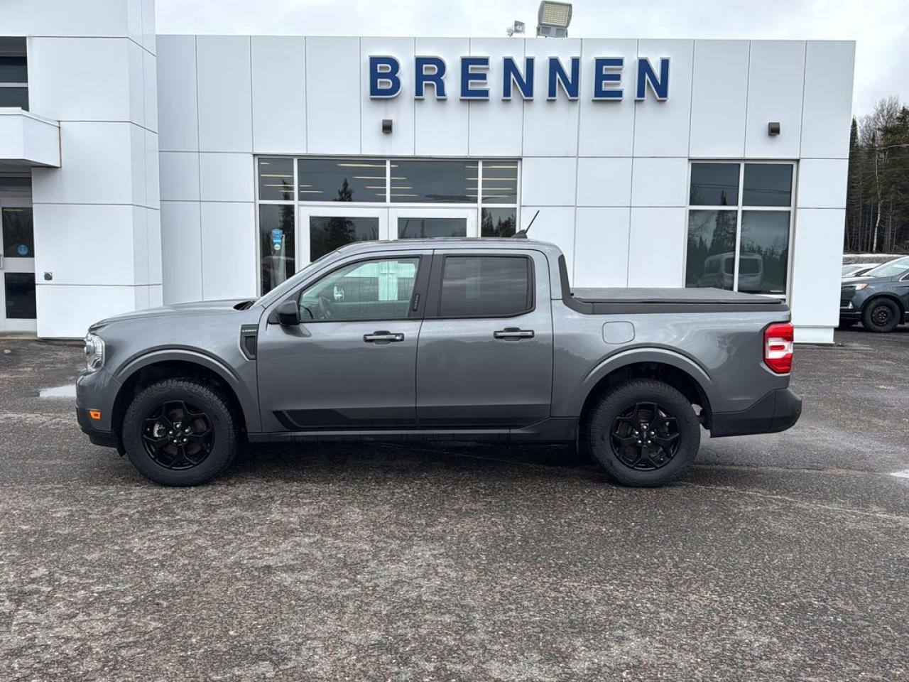 Used 2022 Ford Maverick Lariat for sale in Nipigon, ON
