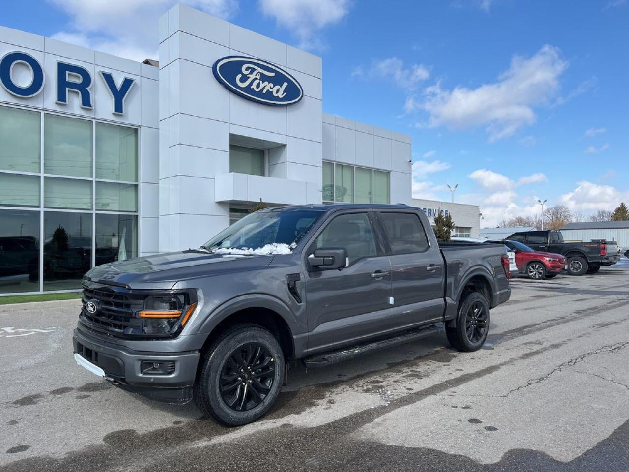 New 2025 Ford F-150 XLT for sale in Chatham, ON