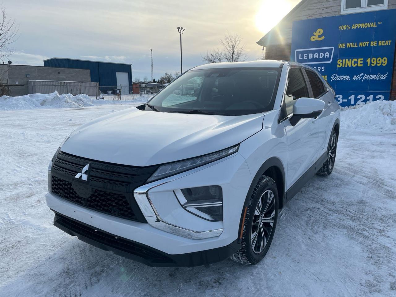 Used 2022 Mitsubishi Eclipse Cross ES AWD * Apple CarPlay/ Android Auto * Keyless Entry * Back-up Camera * Front Collision Mitigation System * Super All Wheel Control System * Traction/ for sale in Cambridge, ON