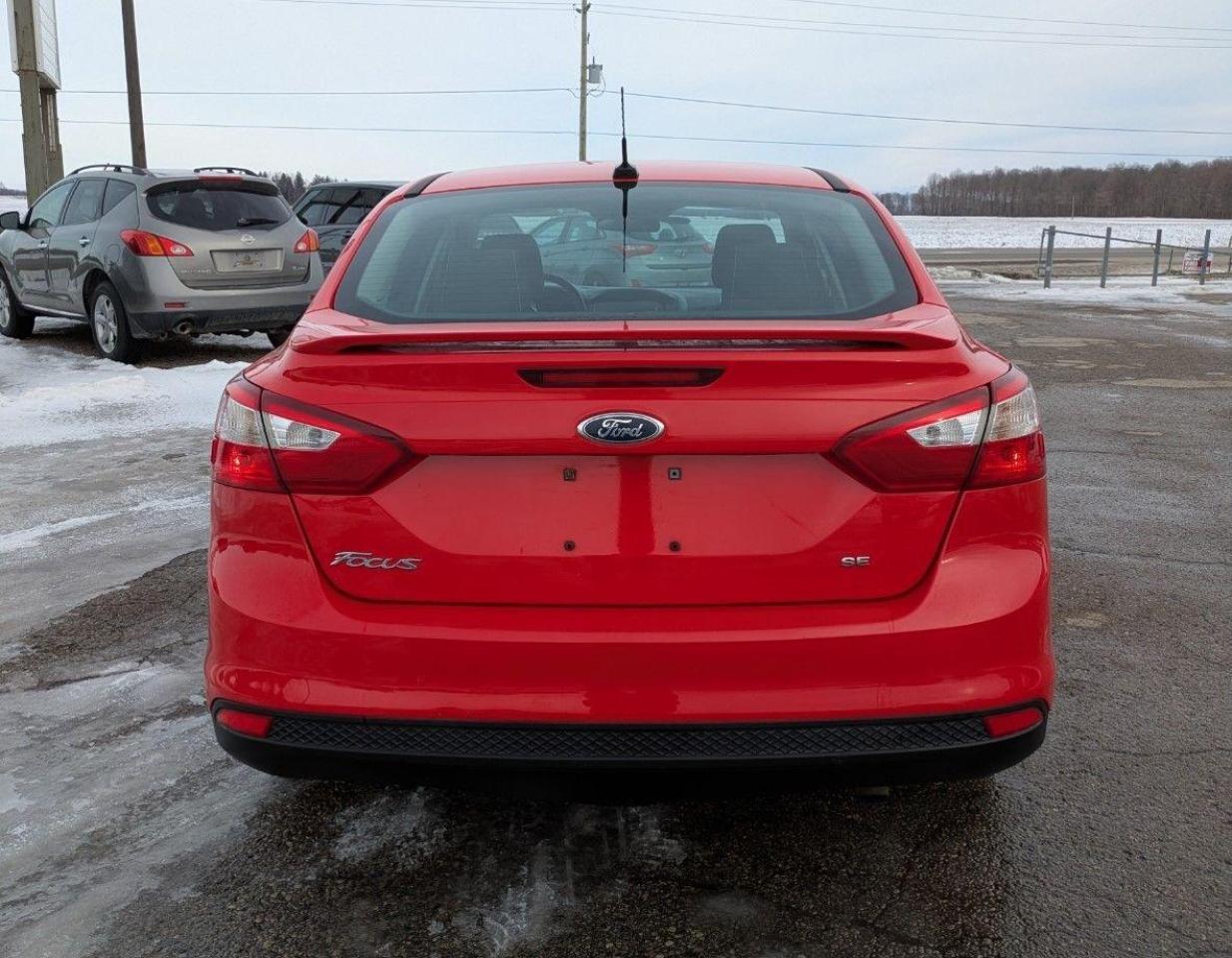 2012 Ford Focus 4DR SDN SE - Photo #4
