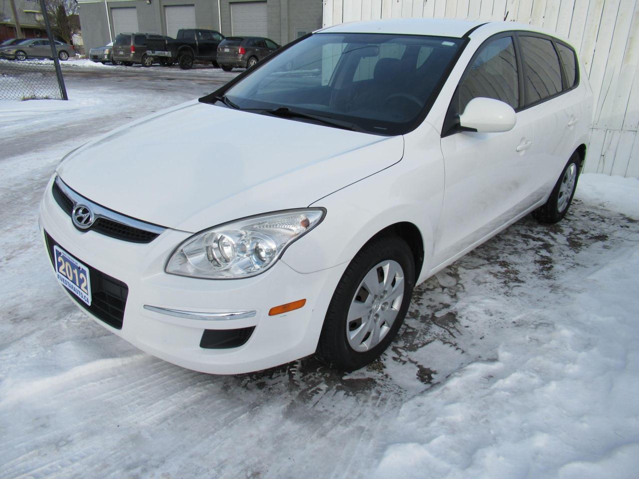 Used 2012 Hyundai Elantra Touring GLS for sale in Brantford, ON