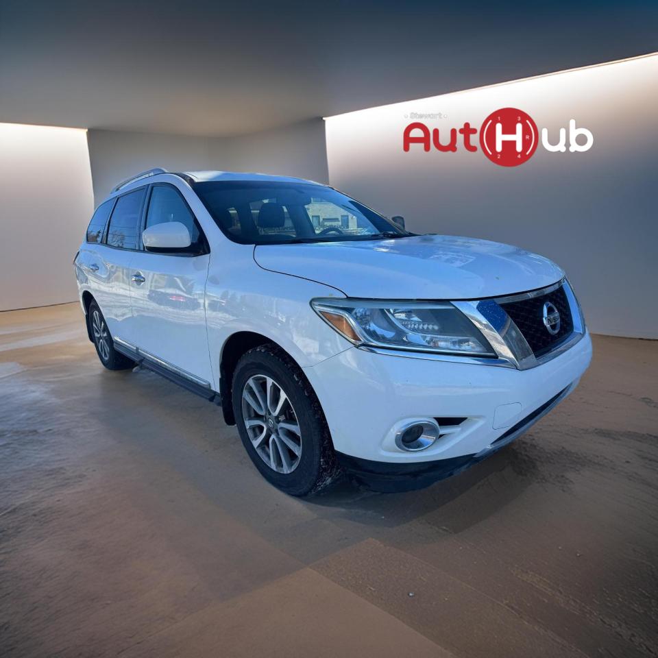 Used 2014 Nissan Pathfinder 4WD 4DR SL for sale in Cobourg, ON