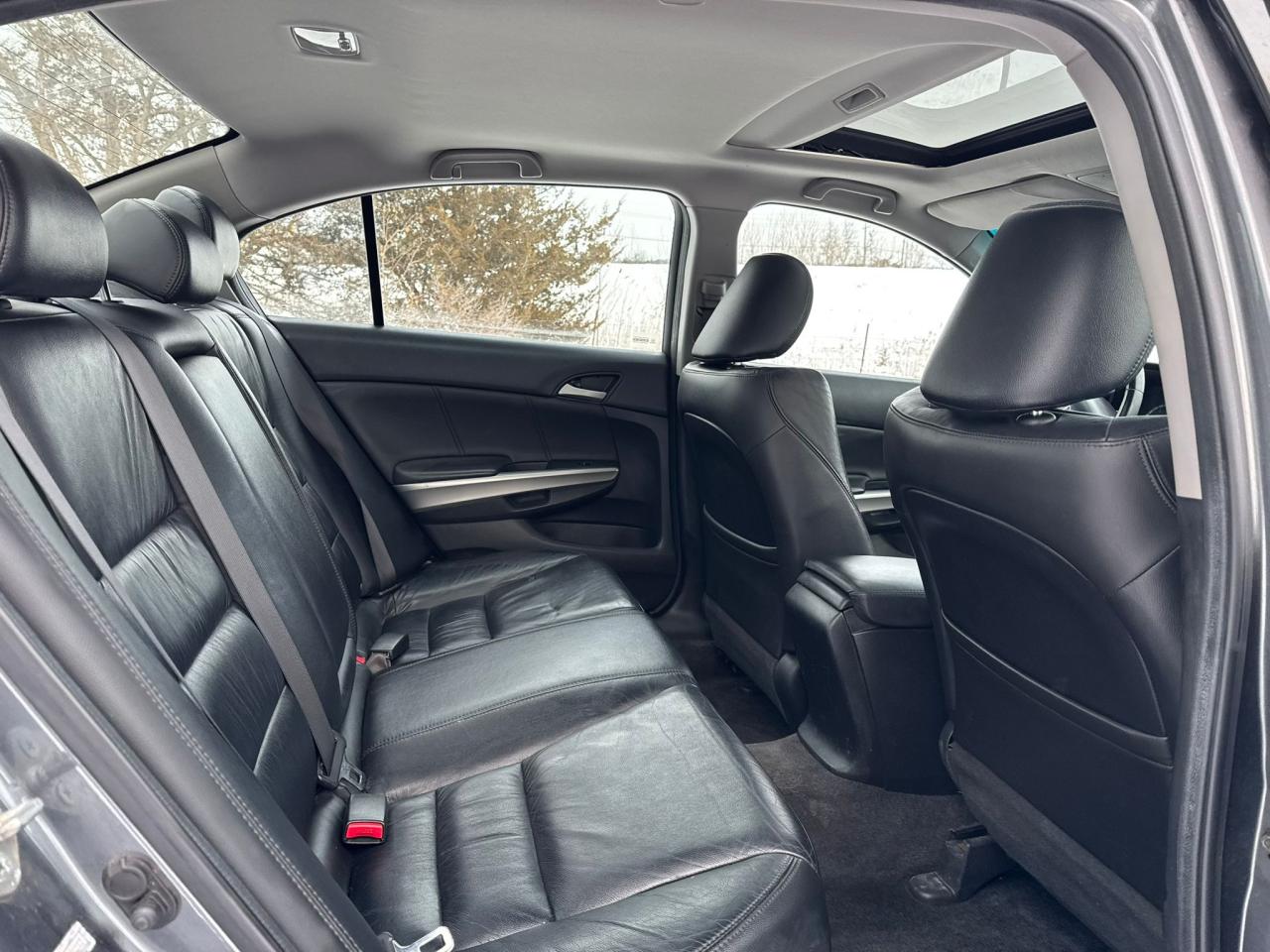 2010 Honda Accord EX-L | CLEAN CARFAX | LEATHER | SUNROOF | ALLOYS | Photo8
