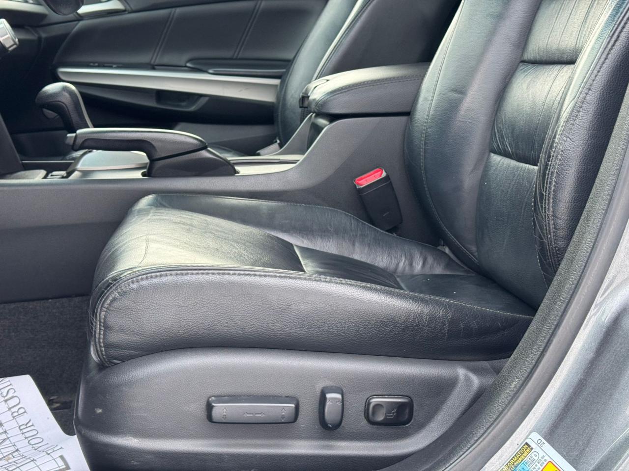 2010 Honda Accord EX-L | CLEAN CARFAX | LEATHER | SUNROOF | ALLOYS | Photo10