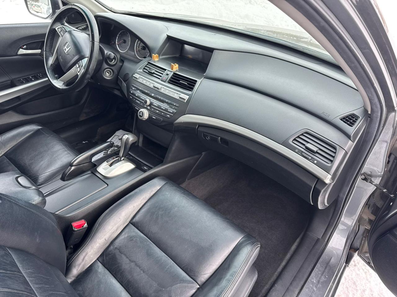 2010 Honda Accord EX-L | CLEAN CARFAX | LEATHER | SUNROOF | ALLOYS | Photo6
